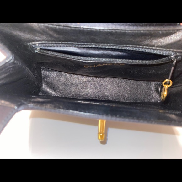 ❌SOLD❌Gorgeous Chanel Silk Top Handle - Picture 8 of 11